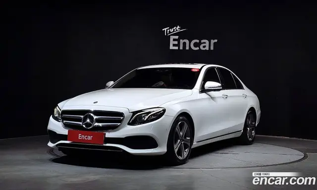Mercedes-Benz E-Class, 2018, 100 424 км