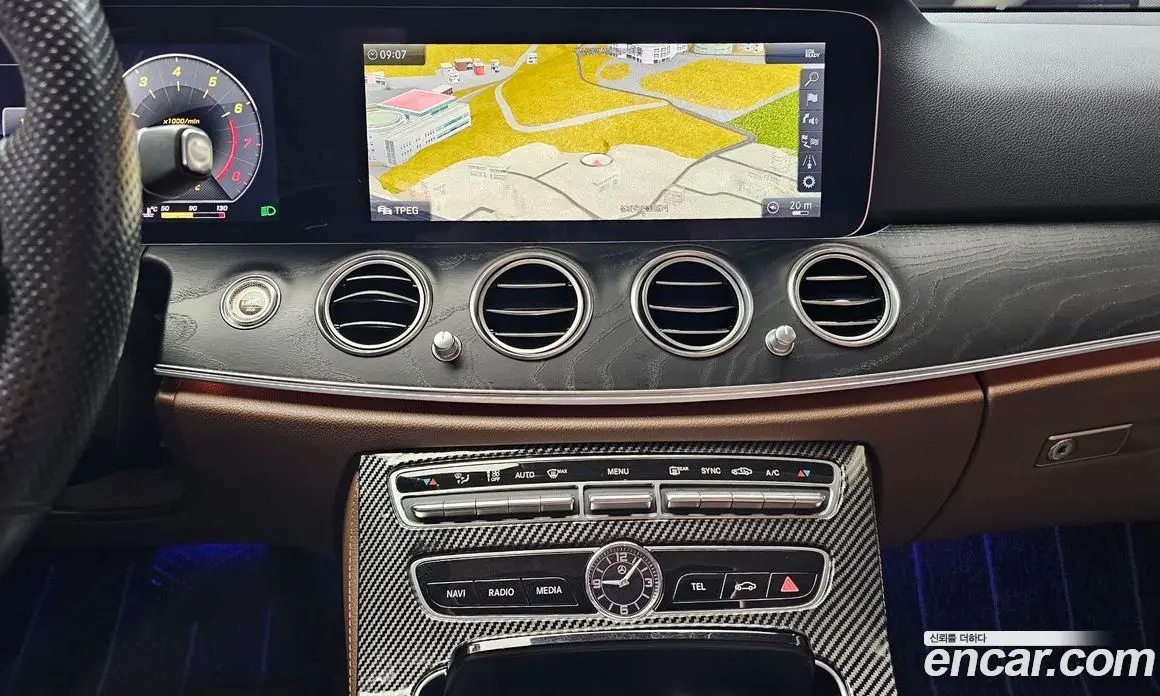 Mercedes-Benz E-Class 2018 2.0 автомат (гидро), фото 20