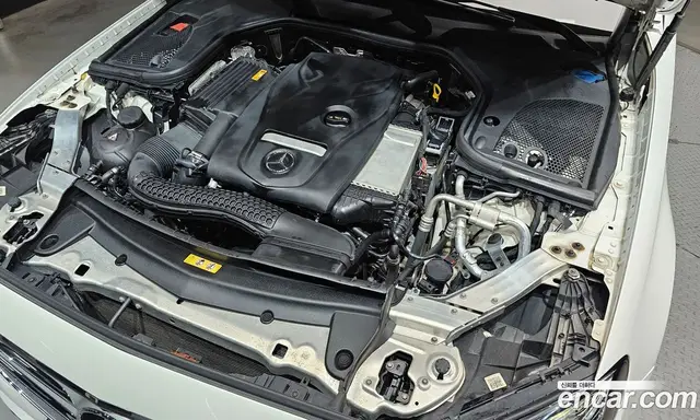 Mercedes-Benz E-Class 2018 2.0 автомат (гидро), миниатюра 6