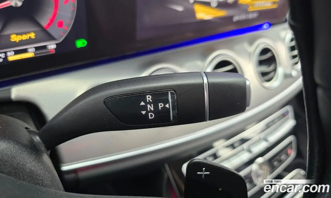 Mercedes-Benz E-Class 2019 2.0 автомат (гидро), фото 12