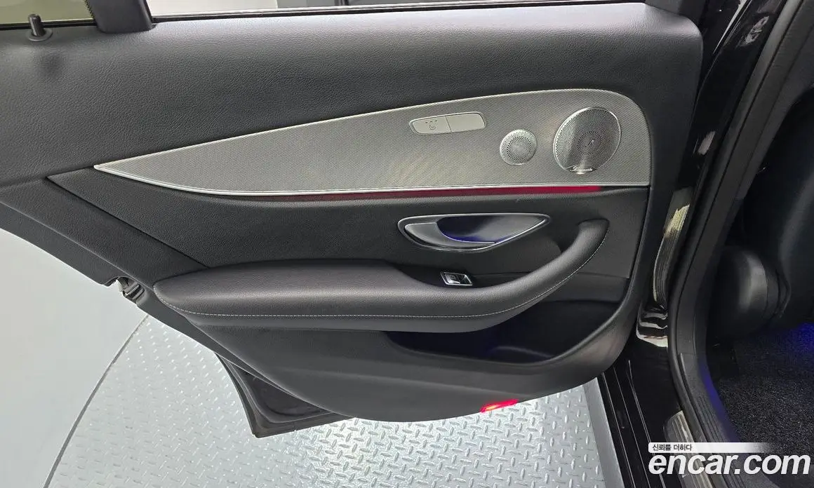 Mercedes-Benz E-Class 2019 2.0 автомат (гидро), фото 15