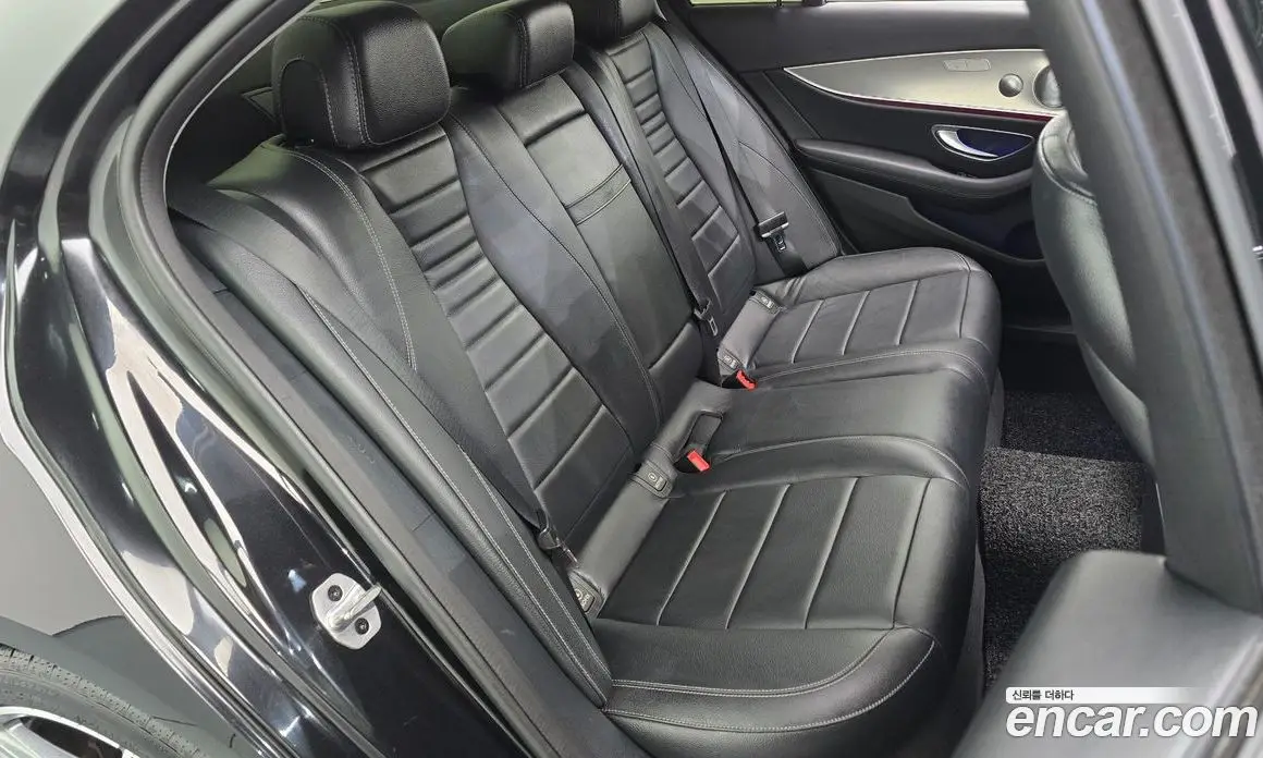 Mercedes-Benz E-Class 2019 2.0 автомат (гидро), фото 17