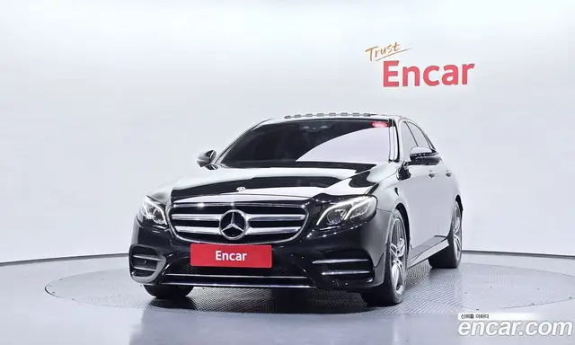 Mercedes-Benz E-Class 2019 2.0 автомат (гидро), миниатюра 3