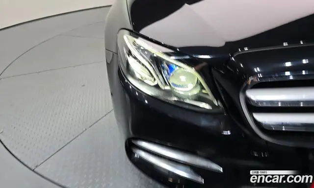 Mercedes-Benz E-Class 2019 2.0 автомат (гидро), миниатюра 8