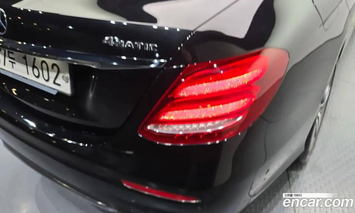 Mercedes-Benz E-Class 2019 2.0 автомат (гидро), фото 9