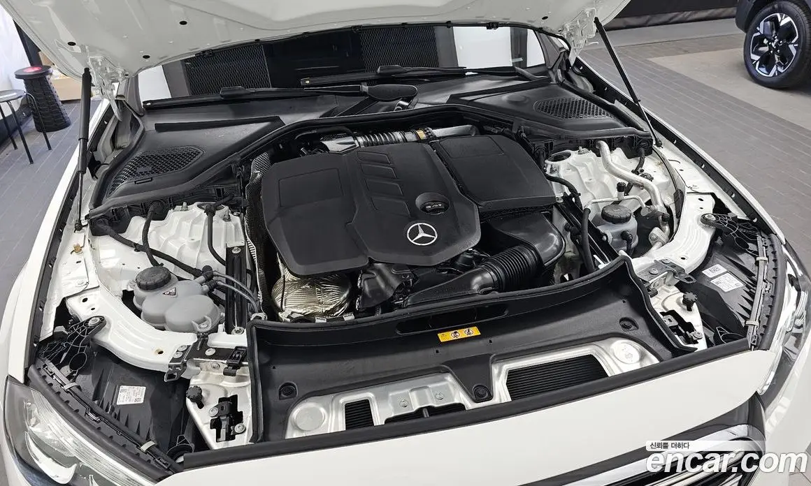 Mercedes-Benz E-Class 2024 2.0 автомат (гидро), фото 6 Mercedes-Benz E-Class 2024 2.0 автомат (гидро), фото 6