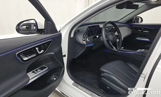 Mercedes-Benz E-Class 2024 2.0 автомат (гидро), миниатюра 10 Mercedes-Benz E-Class 2024 2.0 автомат (гидро), миниатюра 10