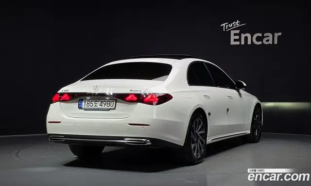 Mercedes-Benz E-Class 2024 2.0 автомат (гидро), миниатюра 2