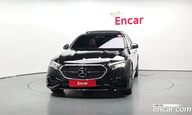 Mercedes-Benz E-Class 2026 2.0 автомат (гидро), миниатюра 3
