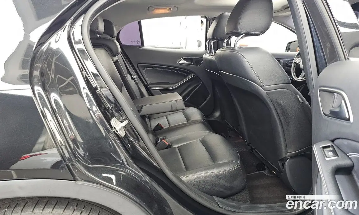Mercedes-Benz GLA-Class 2016 2.1 автомат (гидро), фото 12