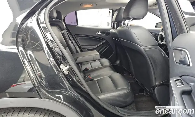 Mercedes-Benz GLA-Class 2016 2.1 автомат (гидро), миниатюра 12
