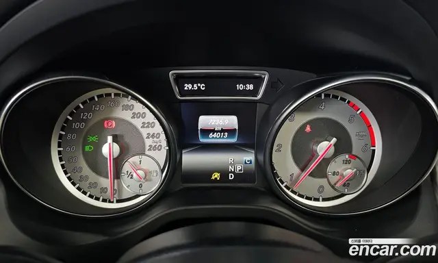 Mercedes-Benz GLA-Class 2016 2.1 автомат (гидро), миниатюра 8