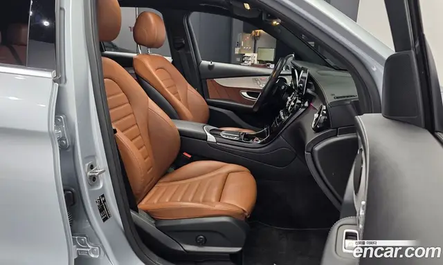 Mercedes-Benz GLC-Class 2022 2.0 автомат (гидро), миниатюра 11