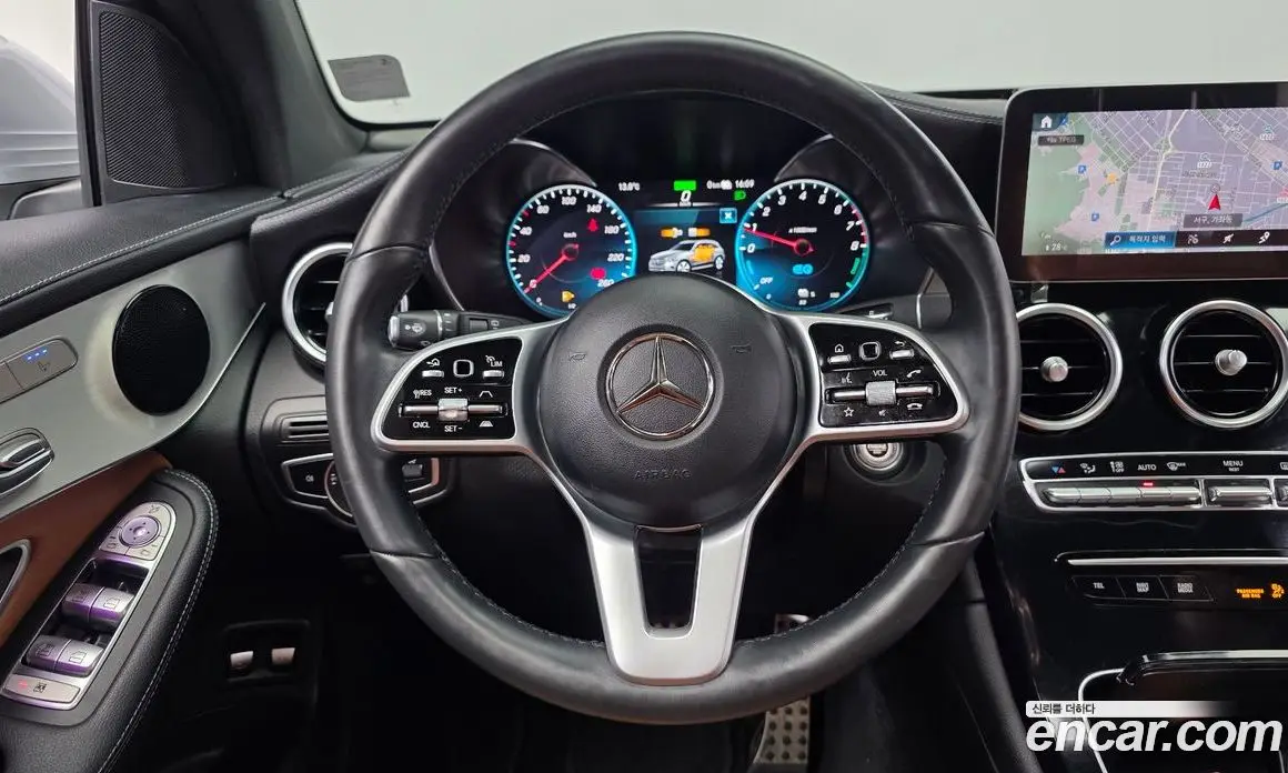 Mercedes-Benz GLC-Class 2022 2.0 автомат (гидро), фото 13