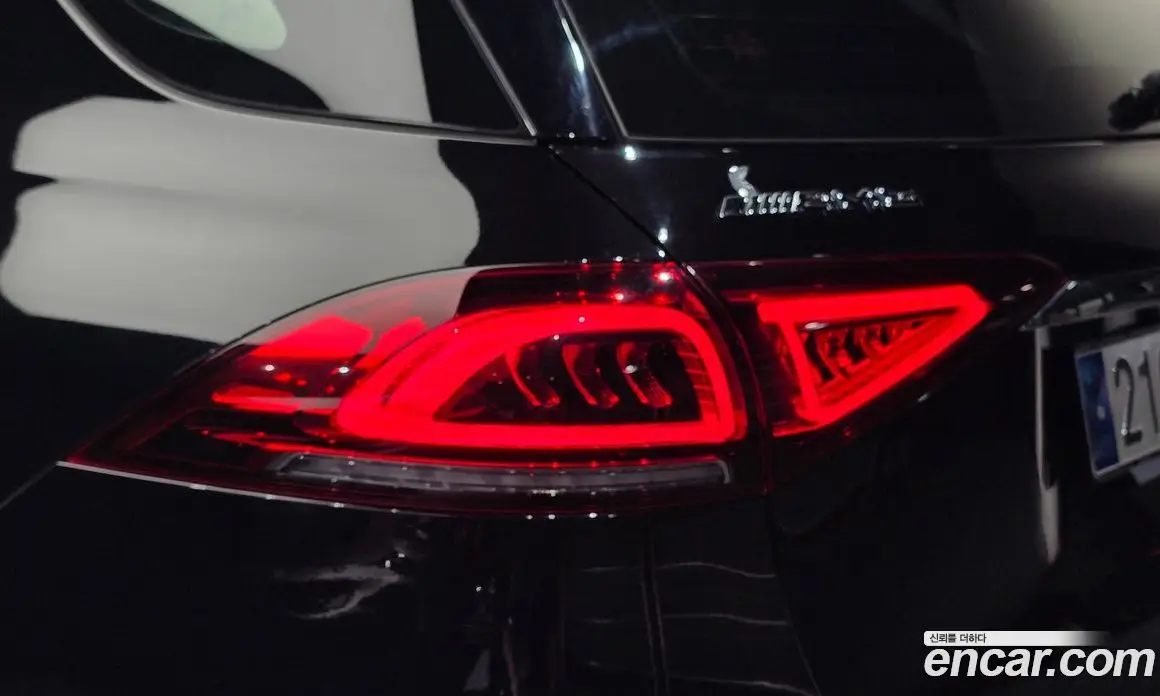 Mercedes-Benz GLE-Class 2023 3.0 автомат (гидро), фото 9