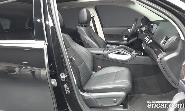 Mercedes-Benz GLE-Class 2023 2.0 автомат (гидро), миниатюра 11
