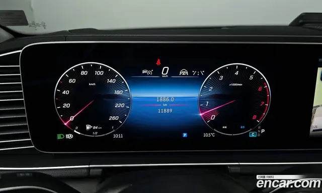 Mercedes-Benz GLE-Class 2024 3.0 автомат (гидро), миниатюра 8