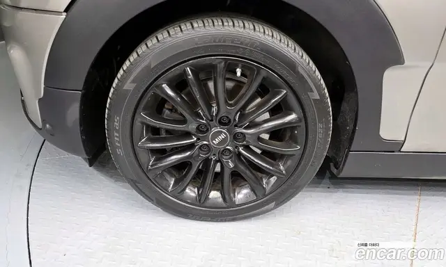 Mini Clubman 2017 2.0 автомат (гидро), миниатюра 5