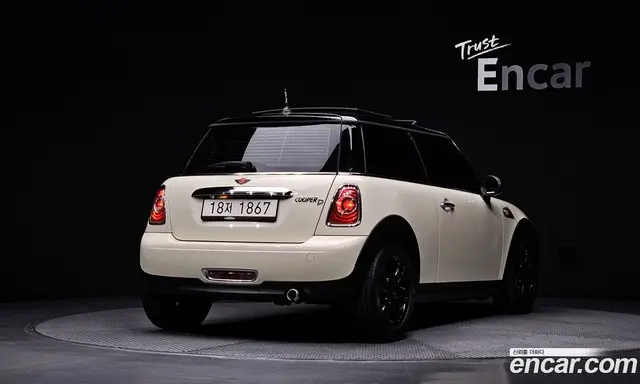 Mini Cooper 2013 2.0 автомат (гидро), миниатюра 2