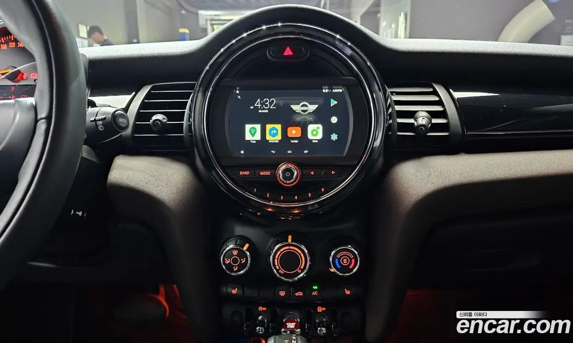Mini Cooper 2017 1.5 автомат (гидро), фото 14