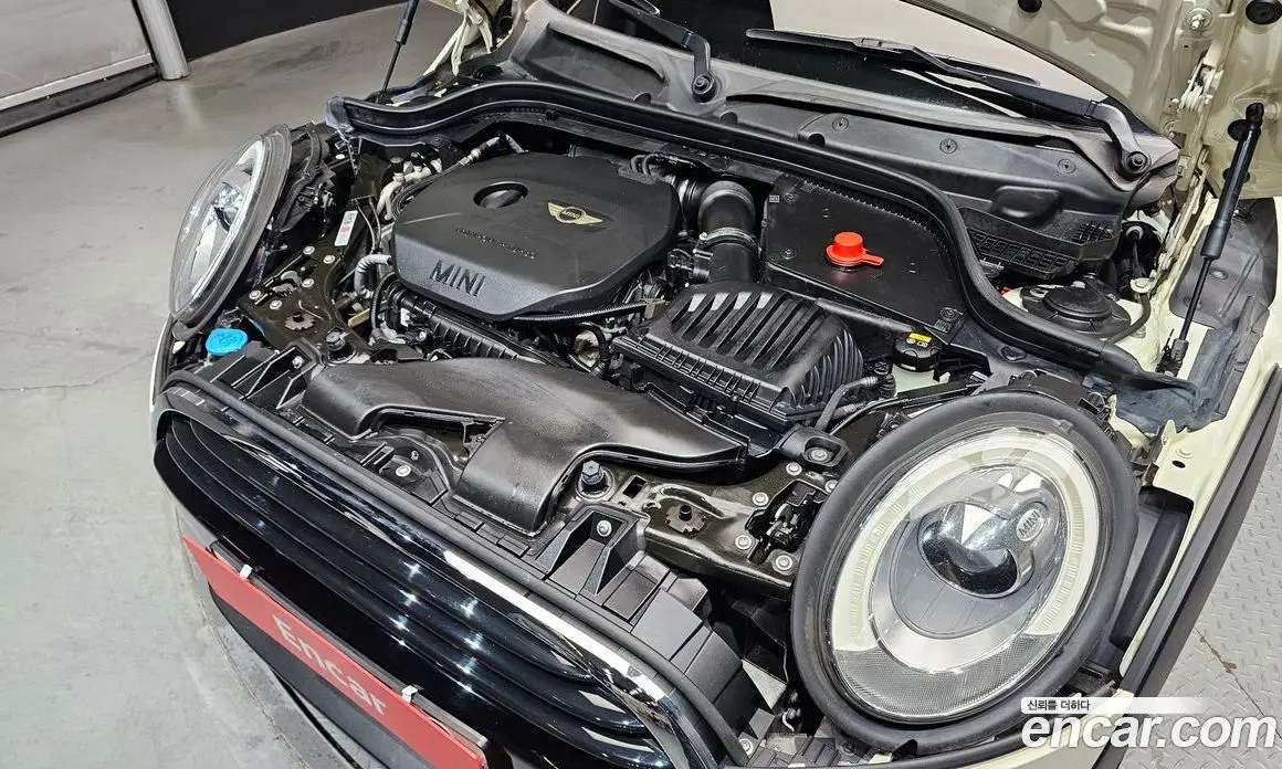 Mini Cooper 2017 1.5 автомат (гидро), фото 6