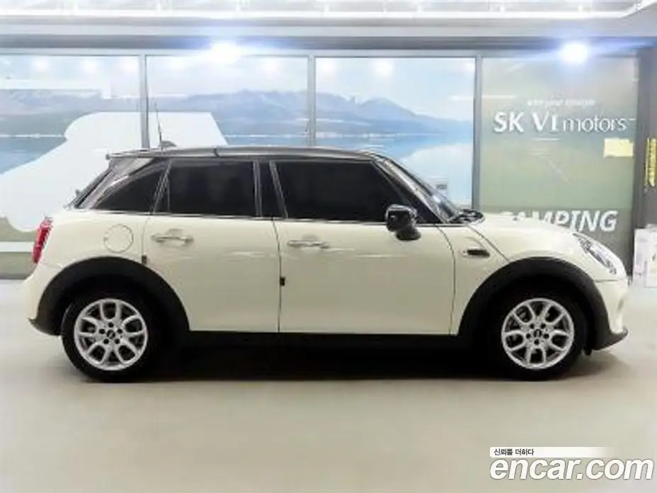 Mini Cooper 2021 1.5 автомат (гидро), фото 3