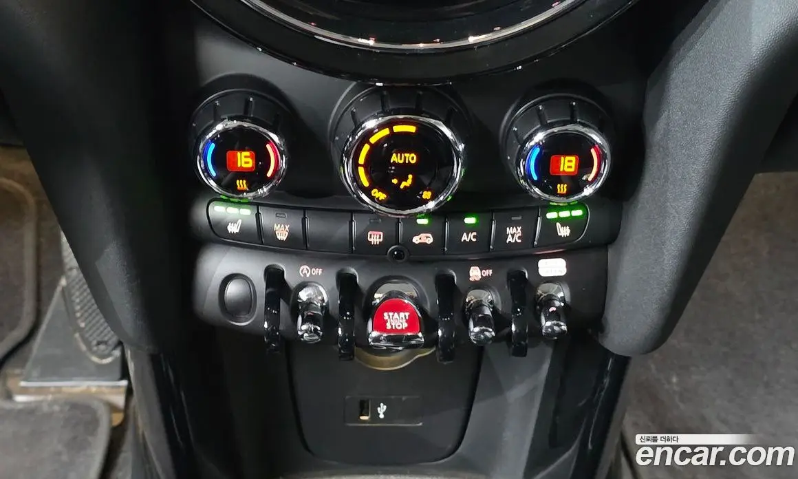 Mini Cooper 2023 1.5 автомат (гидро), фото 25