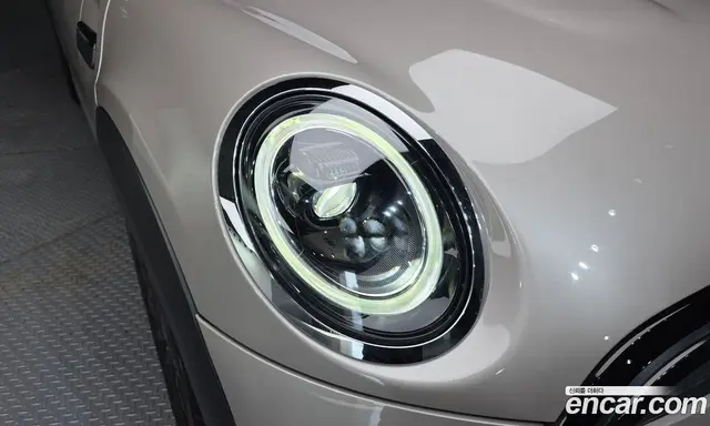 Mini Cooper 2023 1.5 автомат (гидро), миниатюра 8