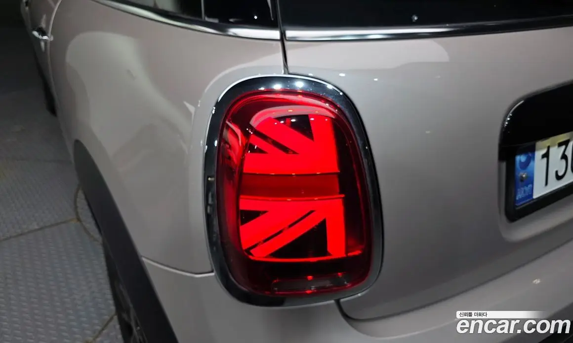 Mini Cooper 2023 1.5 автомат (гидро), фото 9