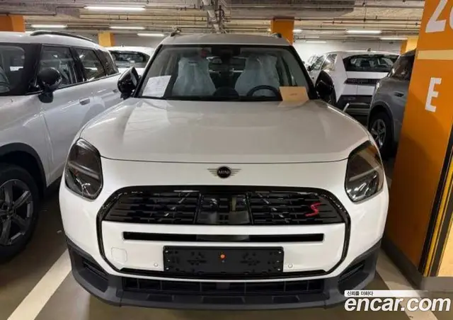 Mini Countryman, 2026, 1 км