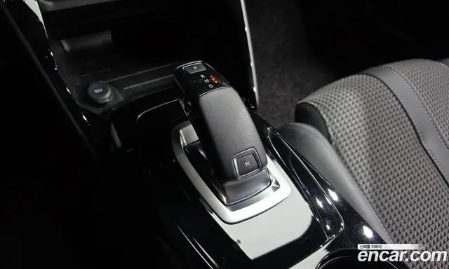 Peugeot 2008 2021 1.5 автомат (гидро), миниатюра 12