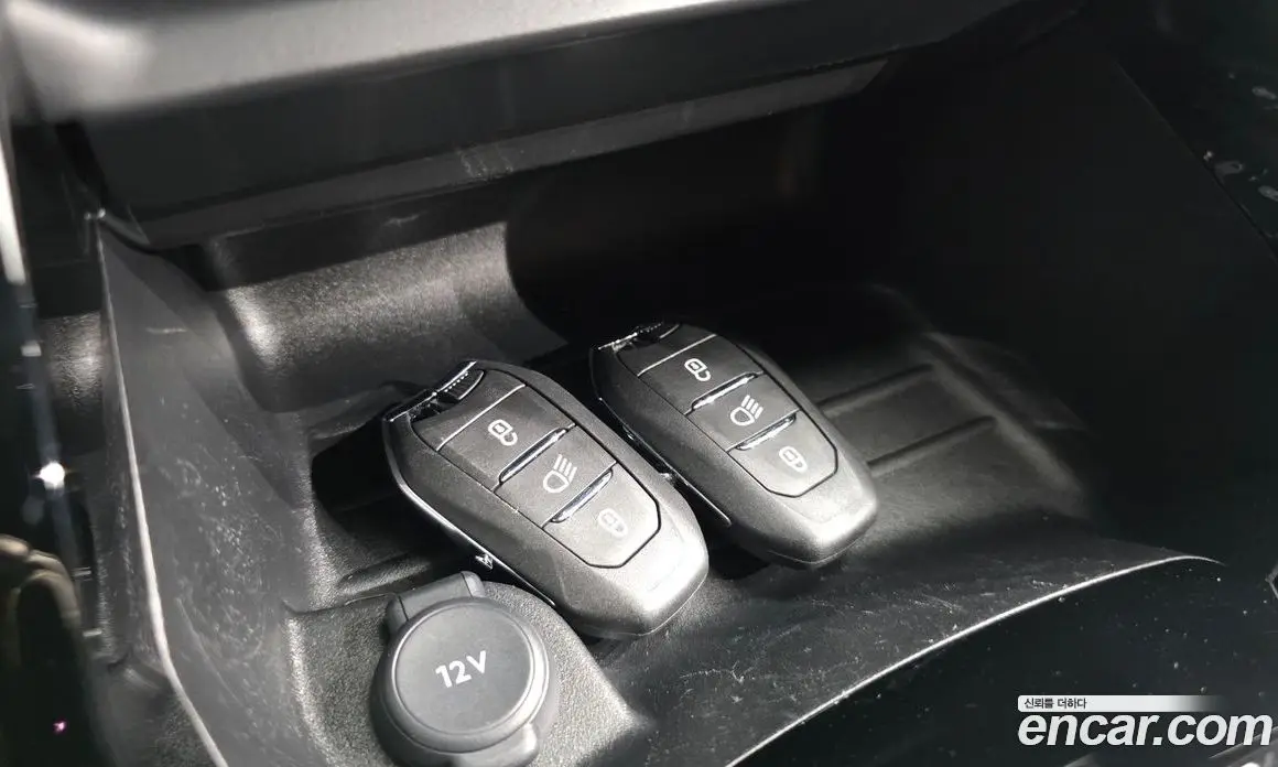Peugeot 2008 2021 1.5 автомат (гидро), фото 16