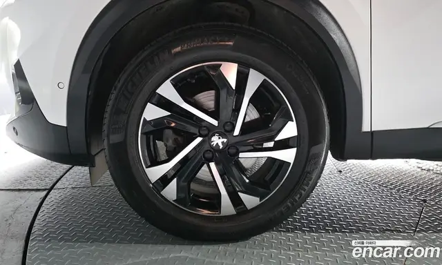 Peugeot 2008 2021 1.5 автомат (гидро), миниатюра 5
