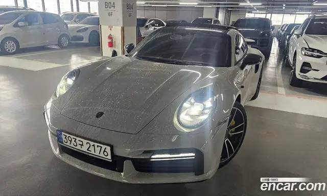 Porsche 911, 2022, 44 400 км