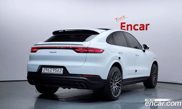 Porsche Cayenne 2020 3.0 автомат (гидро), миниатюра 2