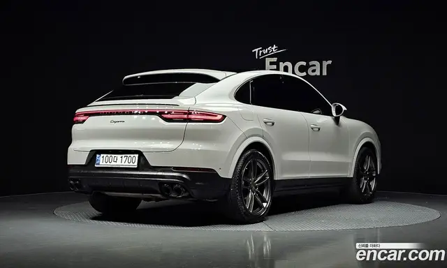 Porsche Cayenne 2021 3.0 автомат (гидро), миниатюра 2