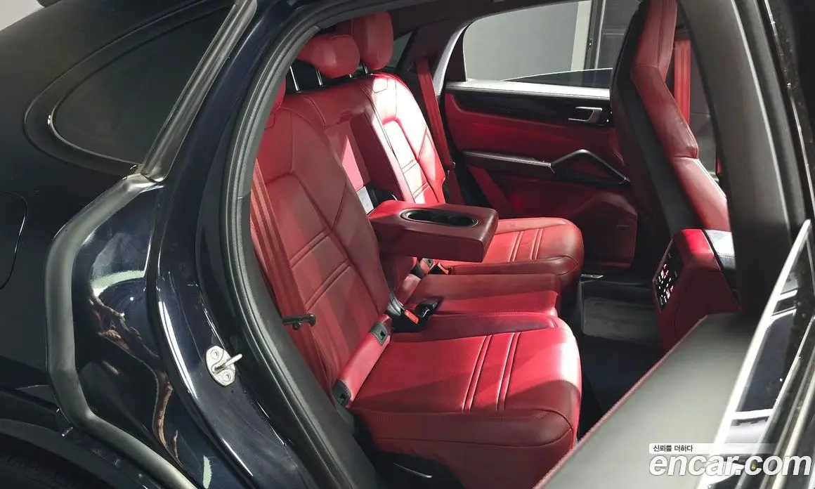 Porsche Cayenne 2021 3.0 автомат (гидро), фото 20