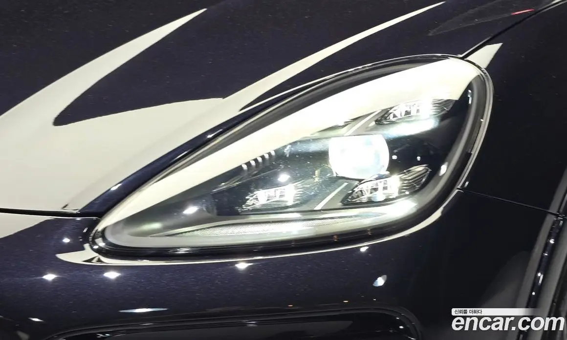 Porsche Cayenne 2021 3.0 автомат (гидро), фото 8