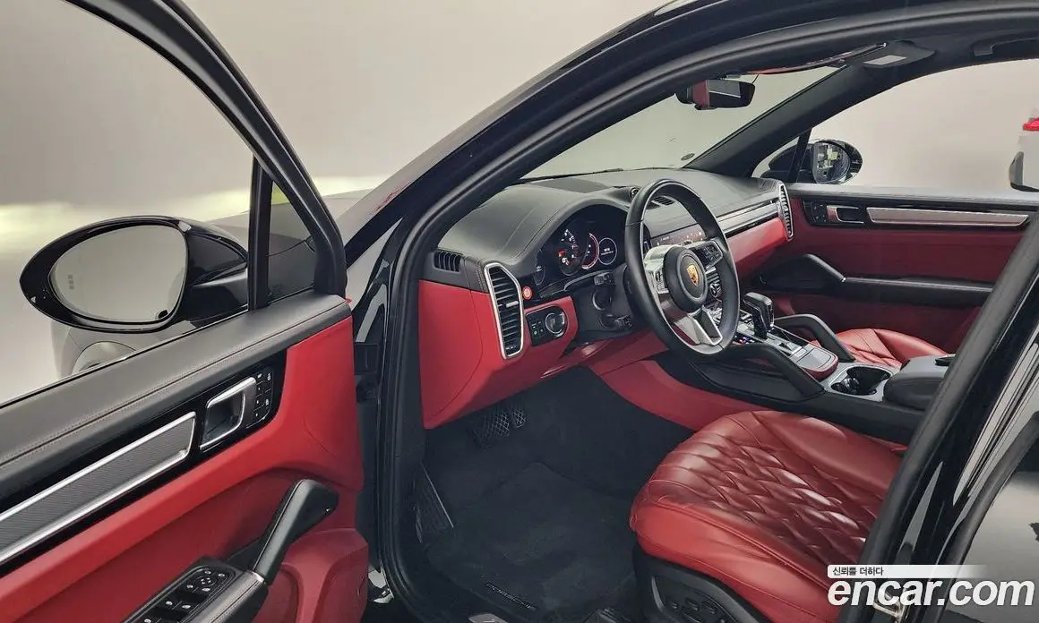 Porsche Cayenne 2023 3.0 автомат (гидро), фото 13