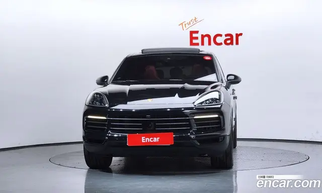 Porsche Cayenne 2023 3.0 автомат (гидро), миниатюра 3