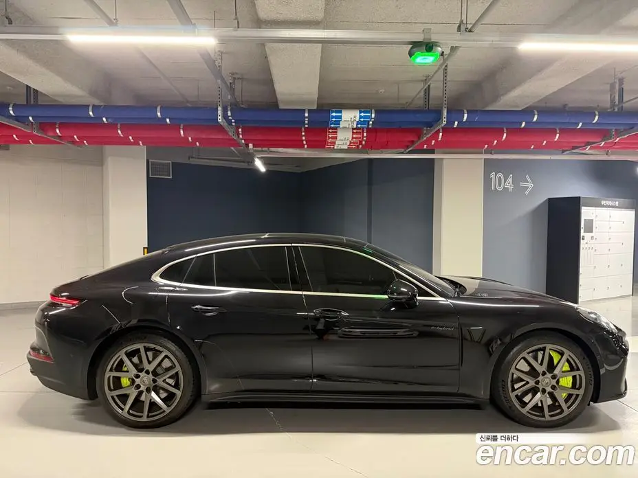 Porsche Panamera 2024 4.0 автомат (гидро), фото 14