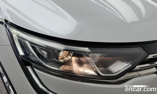 Renault (Samsung) QM6 2016 2.0 автомат (гидро), миниатюра 8 Renault (Samsung) QM6 2016 2.0 автомат (гидро), миниатюра 8