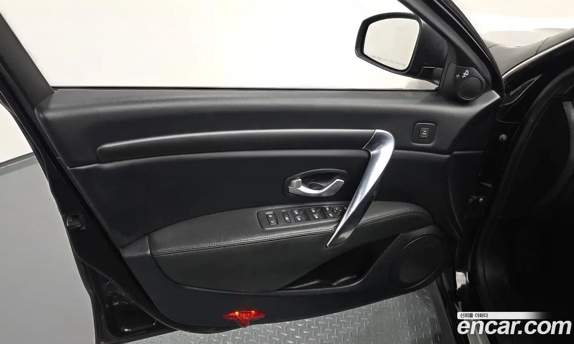 Renault (Samsung) SM7 2016 2.0 автомат (гидро), фото 14