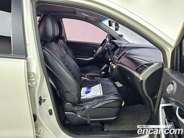 SsangYong Korando 2014 2.0 автомат (гидро), миниатюра 11