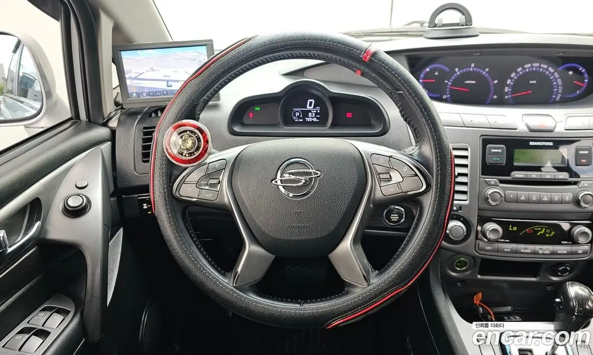 SsangYong Korando 2017 2.2 автомат (гидро), фото 12