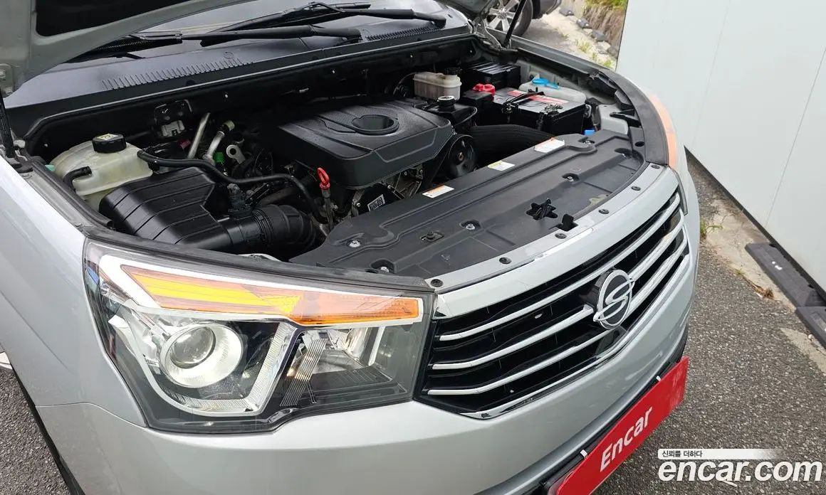 SsangYong Korando 2017 2.2 автомат (гидро), фото 6