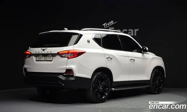 SsangYong Rexton 2018 2.2 автомат (гидро), миниатюра 2