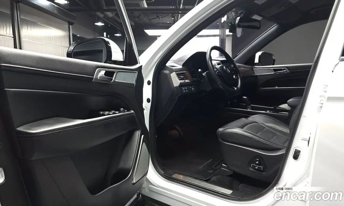 SsangYong Rexton 2018 2.2 автомат (гидро), фото 13