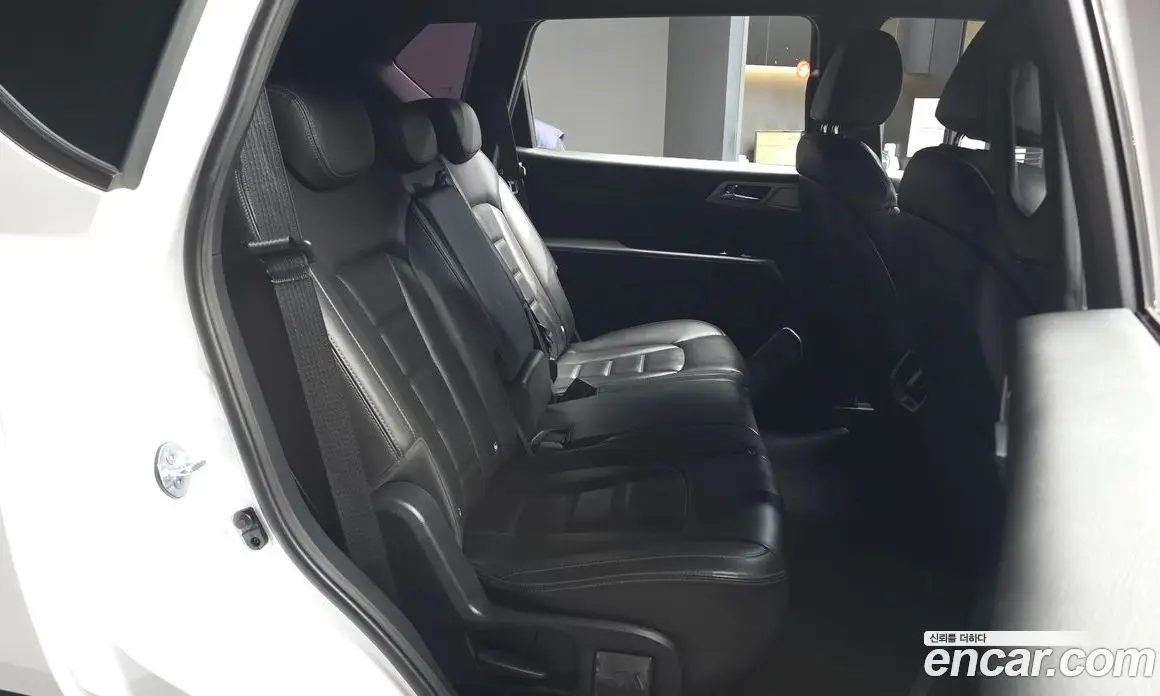 SsangYong Rexton 2018 2.2 автомат (гидро), фото 16