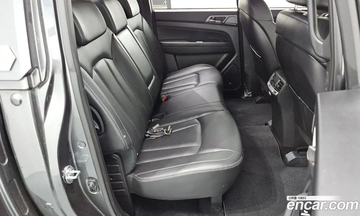 SsangYong Rexton 2024 2.2 автомат (гидро), фото 11